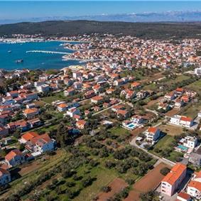 3 bedroom villa with pool, near Zadar, sleeps 8